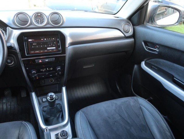 Suzuki Vitara  1.6 VVT 