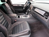 Volkswagen Touareg  3.0 TDI R-Line