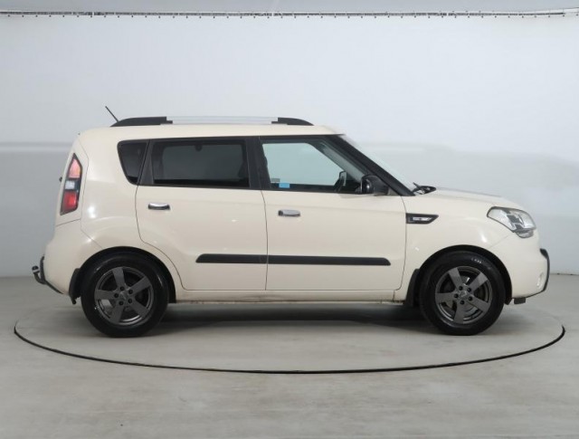 Kia Soul  1.6 CVVT 