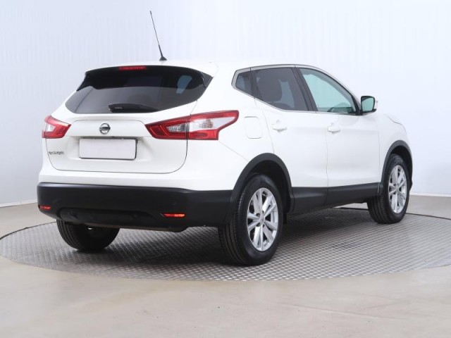 Nissan Qashqai  1.2 DIG-T 