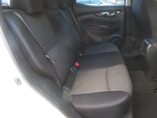 Nissan Qashqai  1.2 DIG-T 