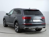 Audi Q7  3.0 TDI S-Line