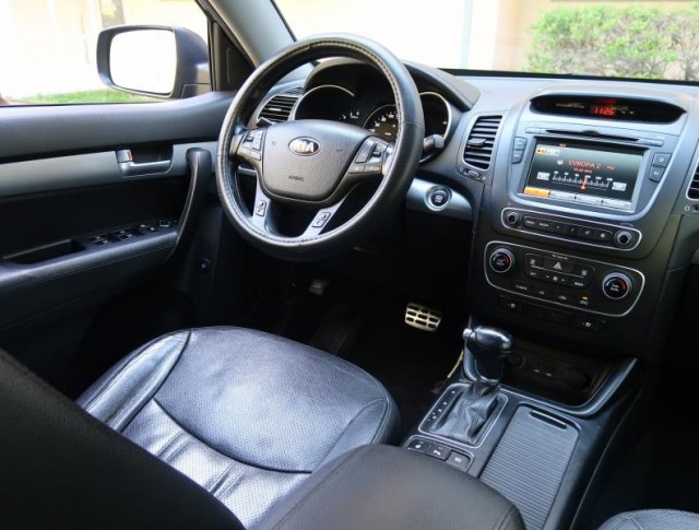 Kia Sorento  2.2 CRDi 