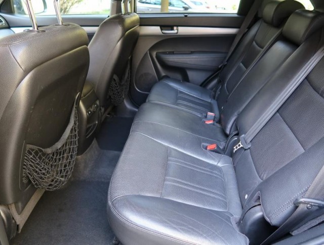 Kia Sorento  2.2 CRDi 