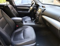 Kia Sorento  2.2 CRDi 