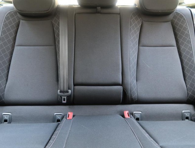 Škoda Karoq  1.5 TSI 