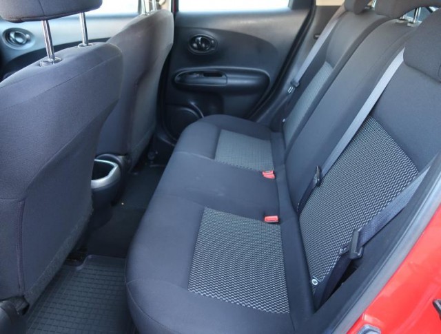 Nissan Juke  1.6 i 