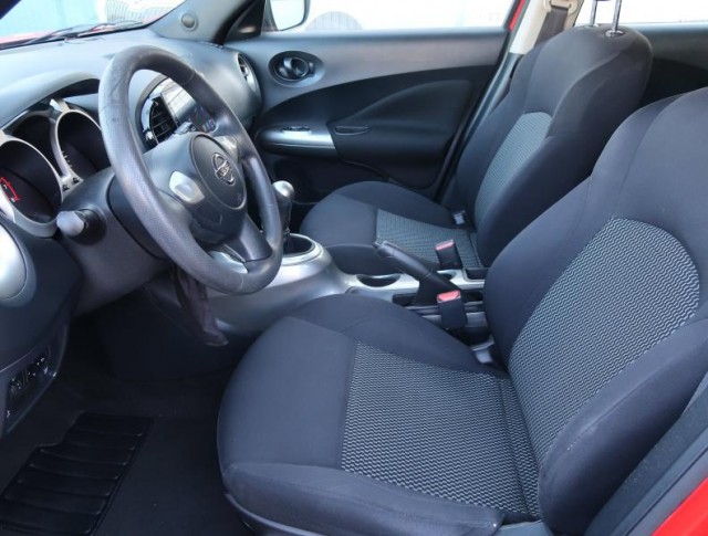 Nissan Juke  1.6 i 