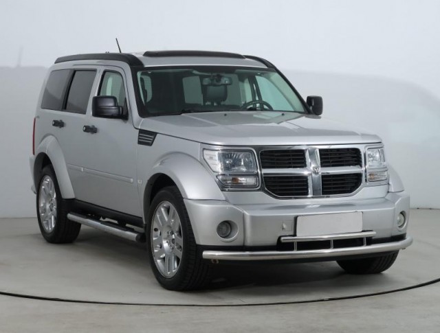 Dodge Nitro  2.8 CRD 
