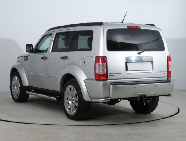 Dodge Nitro  2.8 CRD 
