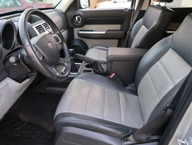 Dodge Nitro  2.8 CRD 