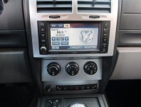 Dodge Nitro  2.8 CRD 