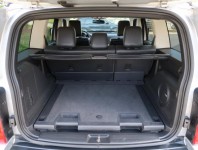 Dodge Nitro  2.8 CRD 