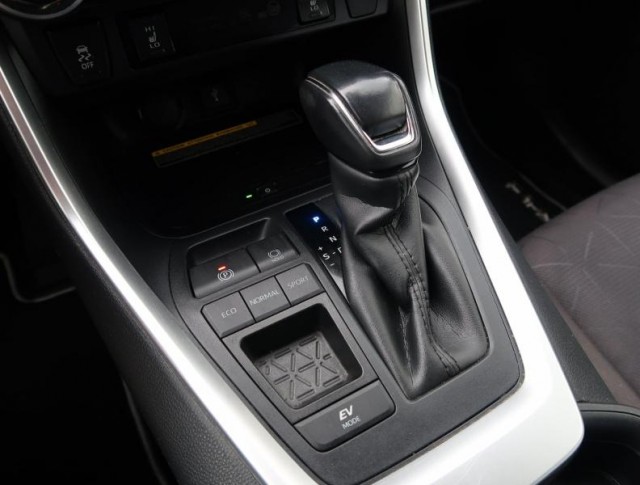 Toyota RAV 4  2.5 Hybrid 