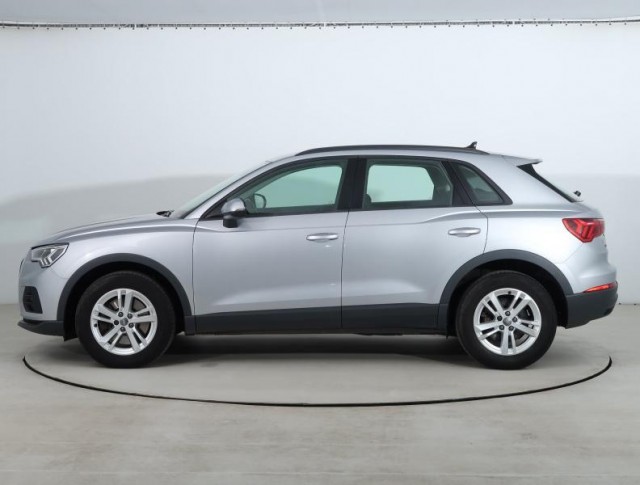 Audi Q3  40 TFSI 