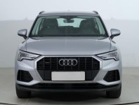 Audi Q3  40 TFSI 