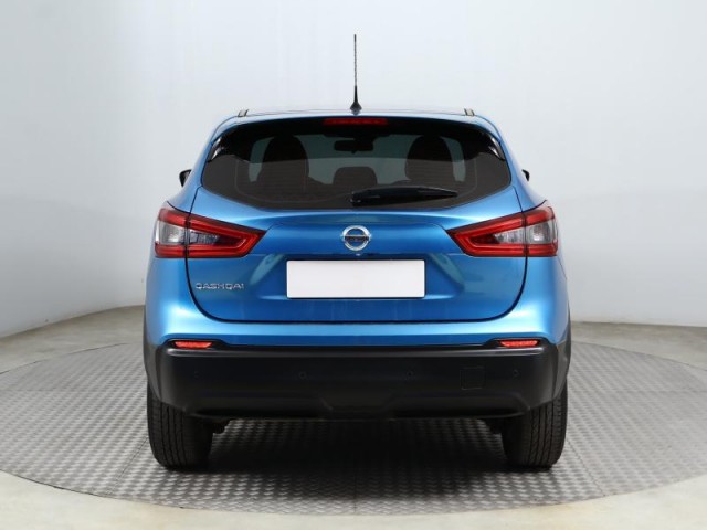 Nissan Qashqai  1.3 DIG-T 
