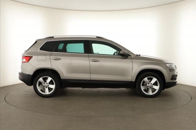 Škoda Karoq  1.5 TSI 