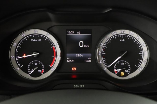 Škoda Karoq  1.5 TSI 