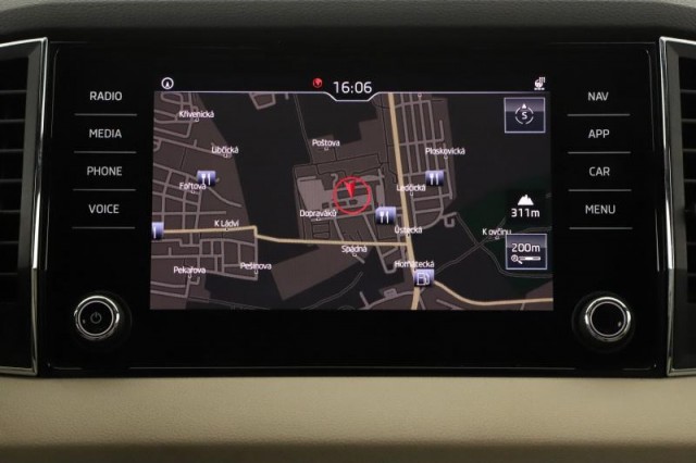 Škoda Karoq  1.5 TSI 