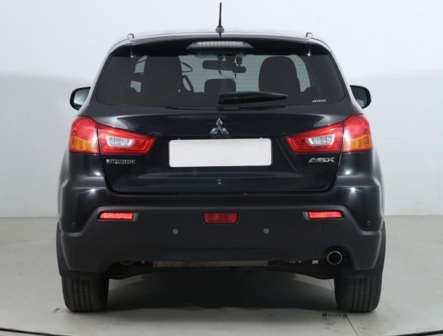 Mitsubishi ASX  1.8 DI-D MIVEC Intense