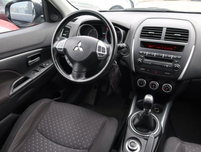Mitsubishi ASX  1.8 DI-D MIVEC Intense