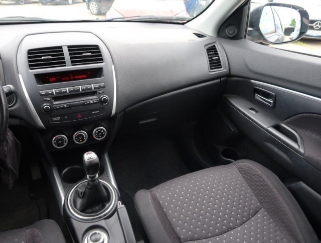 Mitsubishi ASX  1.8 DI-D MIVEC Intense