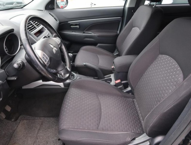 Mitsubishi ASX  1.8 DI-D MIVEC Intense
