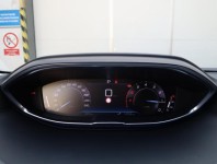 Peugeot 3008  1.2 PureTech 