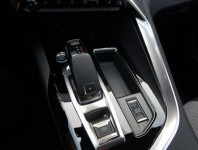 Peugeot 3008  1.2 PureTech 