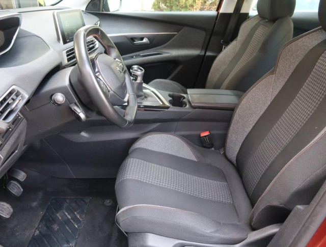 Peugeot 3008  1.2 PureTech 