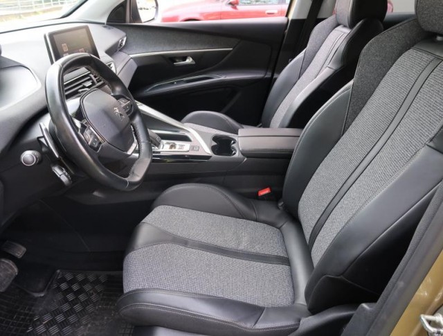 Peugeot 3008  1.6 BlueHDi Allure