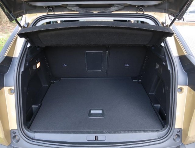 Peugeot 3008  1.6 BlueHDi Allure