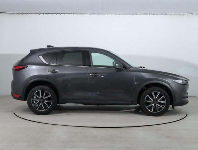 Mazda CX-5  2.5 Skyactiv-G Revolution TOP