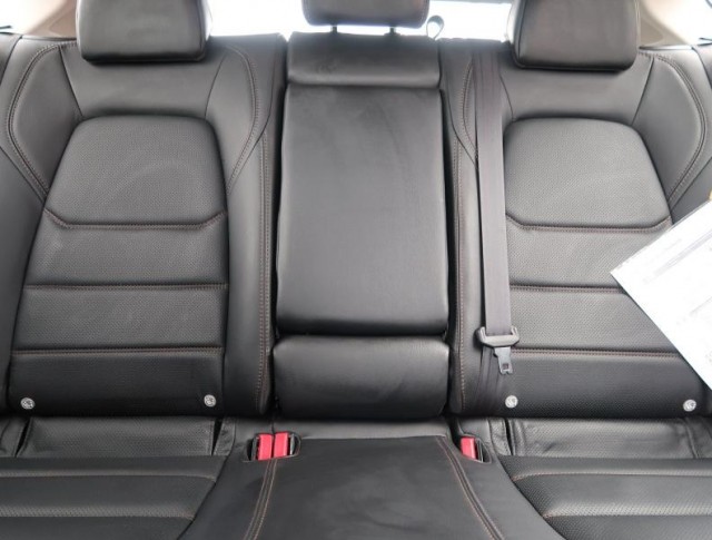Mazda CX-5  2.5 Skyactiv-G Revolution TOP