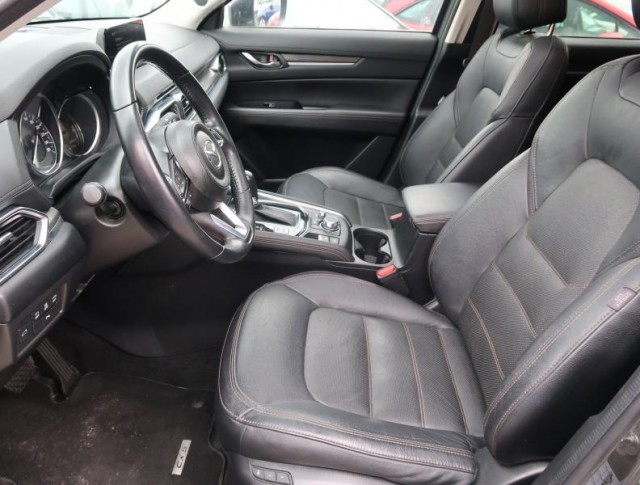 Mazda CX-5  2.5 Skyactiv-G Revolution TOP