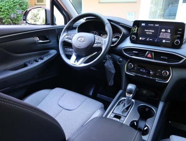 Hyundai Santa Fe  2.2 CRDi 