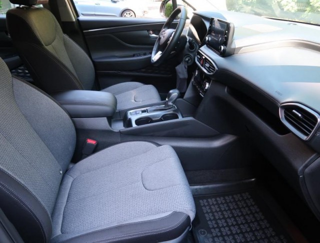 Hyundai Santa Fe  2.2 CRDi 