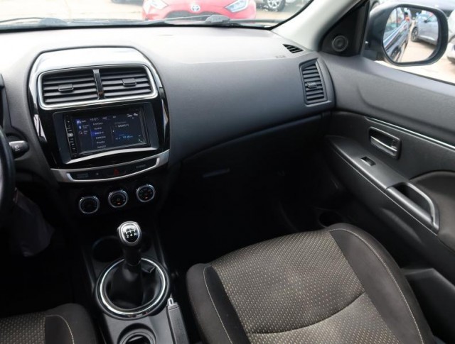 Mitsubishi ASX  1.6 MIVEC Inform
