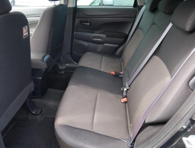 Mitsubishi ASX  1.6 MIVEC Inform