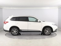 Mitsubishi Outlander  2.0 