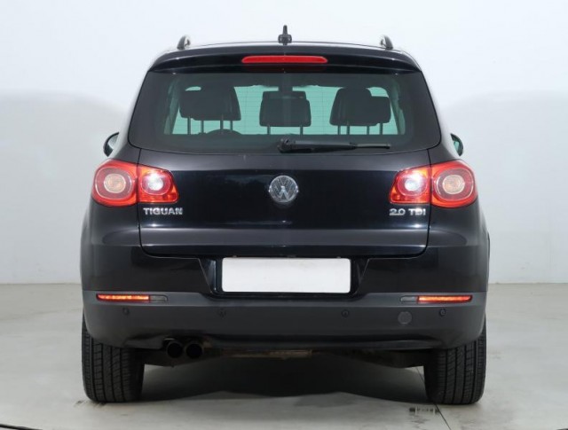 Volkswagen Tiguan  2.0 TDI 
