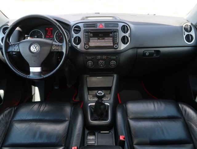 Volkswagen Tiguan  2.0 TDI 