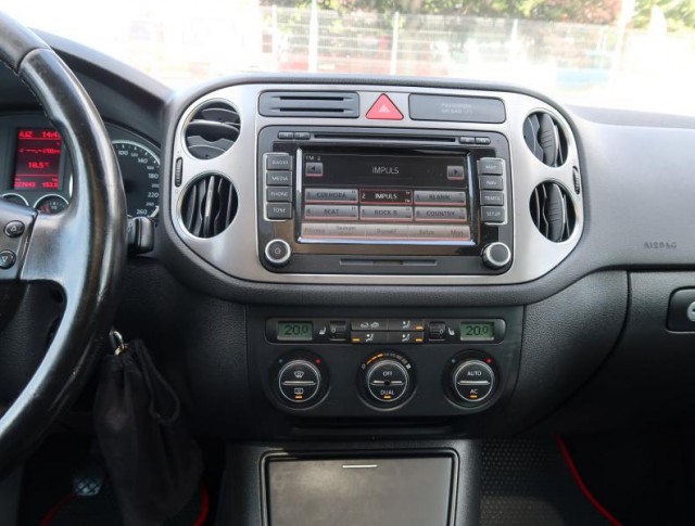 Volkswagen Tiguan  2.0 TDI 
