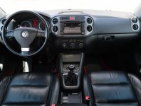 Volkswagen Tiguan  2.0 TDI 