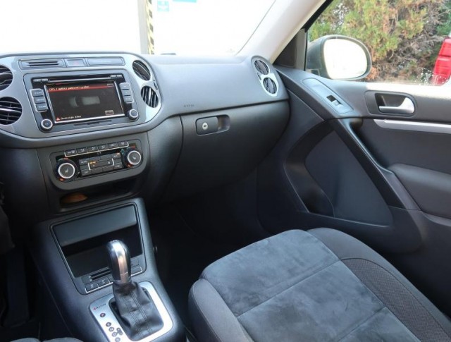 Volkswagen Tiguan  2.0 TDI 