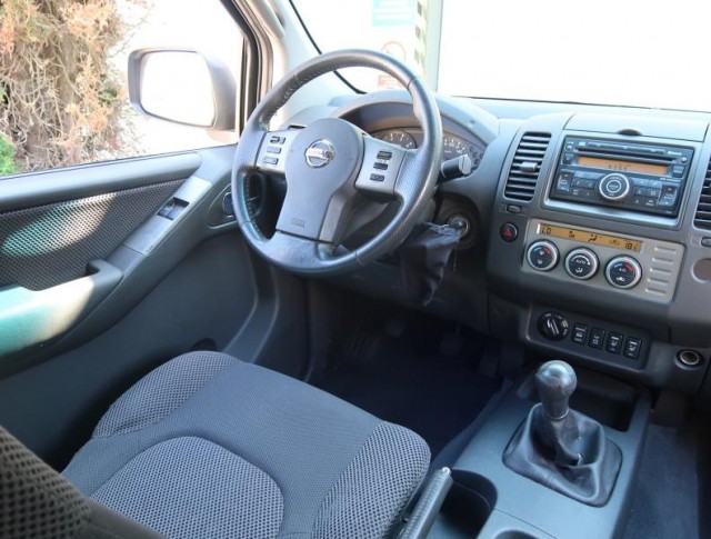 Nissan Navara  2.5 DCi 