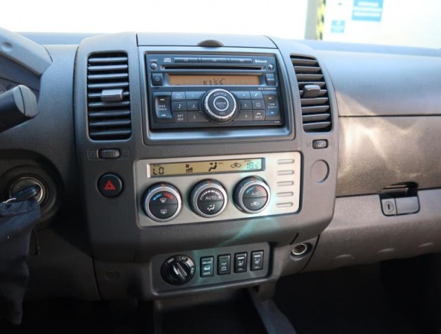 Nissan Navara  2.5 DCi 