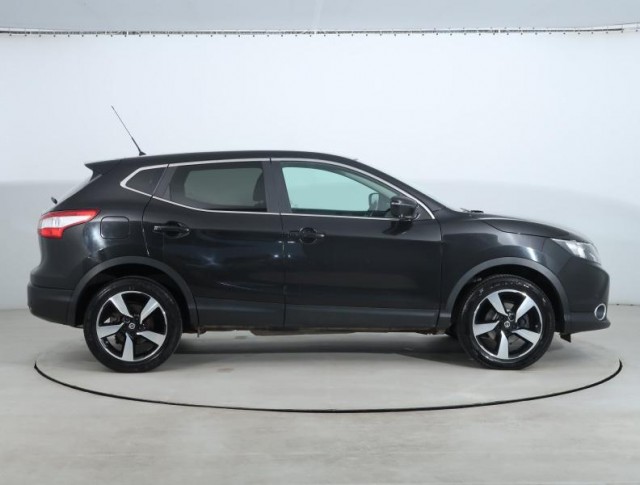Nissan Qashqai  1.2 DIG-T 