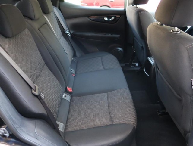 Nissan Qashqai  1.2 DIG-T 